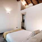 Nest - By Myhomeincomo Apartment Carate Urio